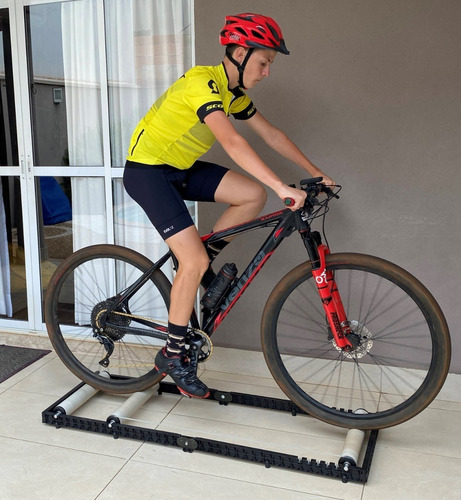 Imagem 6 de 10 de Rolo De Treino Para Ciclismo Portátil E Bolsa De Transporte