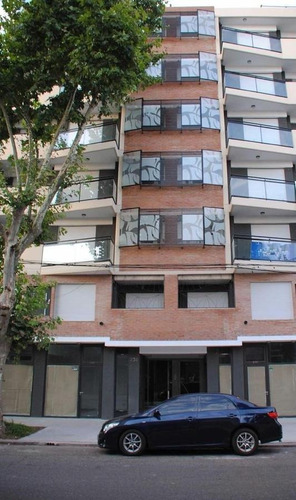 Imagen 2 de 4 de Departamento - República De La Sexta