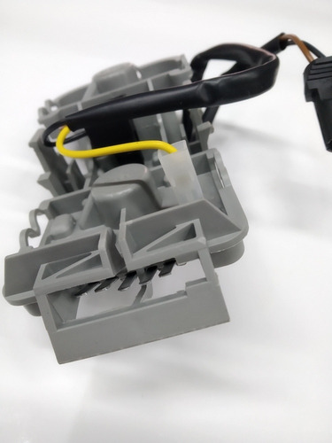 Imagen 3 de 4 de Portalámpara Circuito Trasero Gol 2006 Al 2014 Original Vw