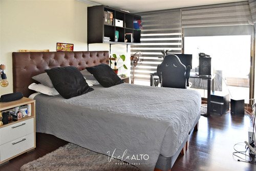 Depto. En Venta 5 Dorm. / Gran Terraza / 4 Estacionamientos