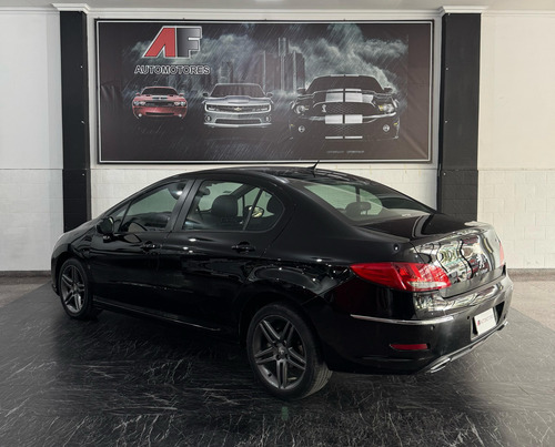 Peugeot 408 2.0 Allure 143cv