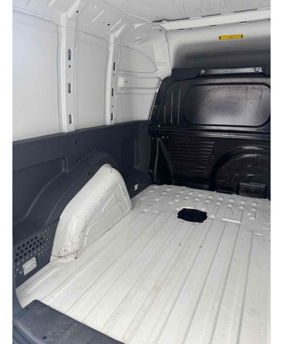 Fiat Fiorino 1.4 MPI FURGÃO ENDURANCE 8V FLEX 2P MANUAL