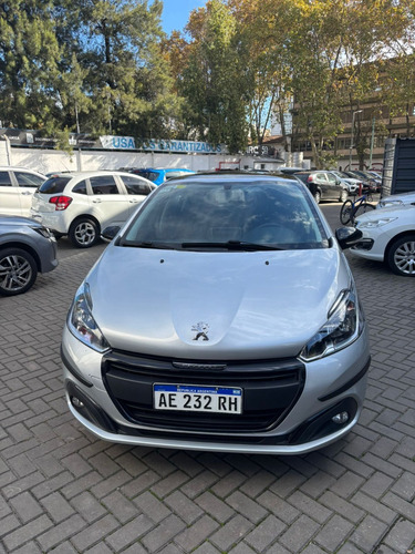 Peugeot 208 1.6 In Concert