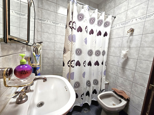 Venta Casa 2 Dormitorios Villa Floresta Con Cochera