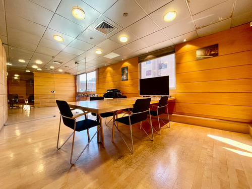 Oportunidad!! Of. 205m2, 4 Privados, Augusto LeguĂa, El Golf