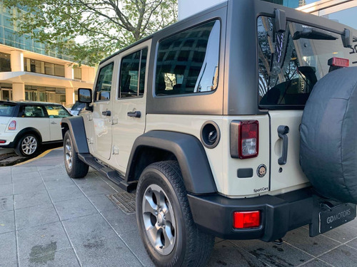 Imagen 3 de 13 de Jeep 3.6 Rubicon 284hp Atx