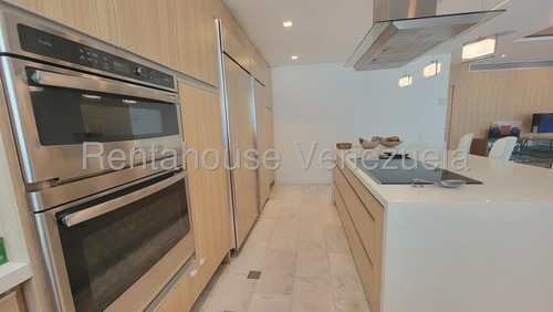 Apartamento ( 2 Niveles/ Amoblado/ Remodelado) Venta La Castellana Mls-25-16876