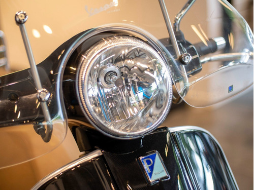 Imagen 19 de 24 de Vespa Gts 300 Negro Usado Seleccionado