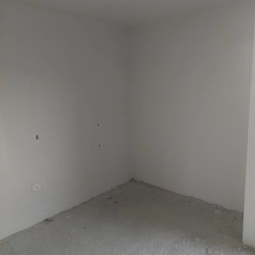 Imagen 6 de 12 de En Obra Gris, Townhouse Arz