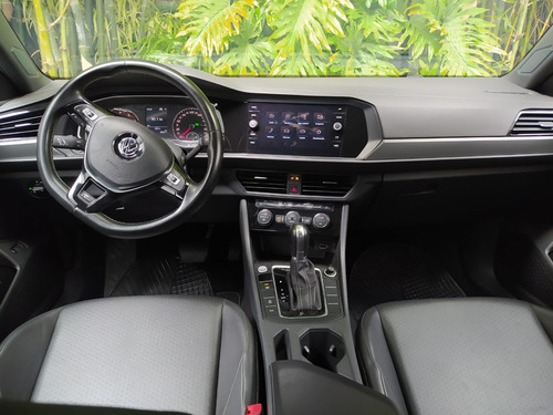 Imagen 6 de 11 de Jetta R-line 4 Cil. 1.4 Turbo 150hp 2019