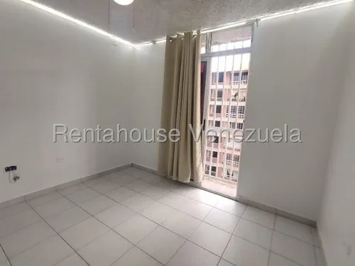Marydoll Mogollon Vende Moderno Apartamento A Estrenar En Sotavento, Zona Oeste Barquisimeto-lara