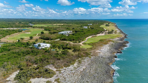 Villa En Venta En Playa Nueva Romana, A Estrenar.