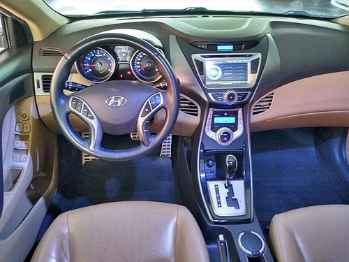 Hyundai Elantra 1.8 Gls 16v Gasolina 4p Automático