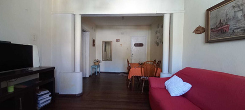 Imagen 2 de 13 de En Venta Apartamento De Dos Dormitorios Con Balcón Al Frente