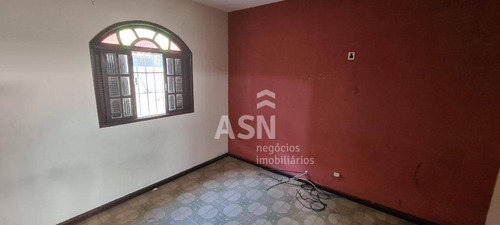 Casa Antiga Com Cômodos Amplos E Quintal No Centro De Rio Das Ostras-rj - Ca0741