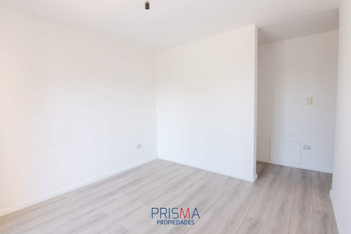 Imagen 11 de 30 de Dpto. En Venta. 3 Dorm. Cochera. Complejo Sureño. Barrio Jardín