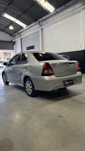 Toyota Etios 1.5 Sedan Xls At