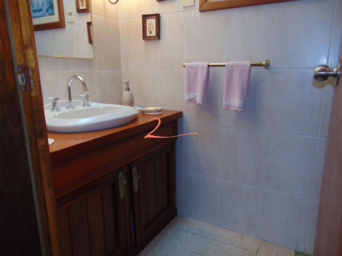 Casa En Pinares, 3 Dormitorios *- Ref: 3870