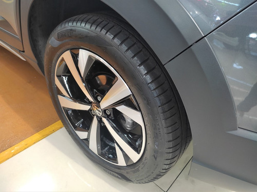 Imagem 18 de 19 de Volkswagen Nivus 1.0 200 Tsi Highline Autom.