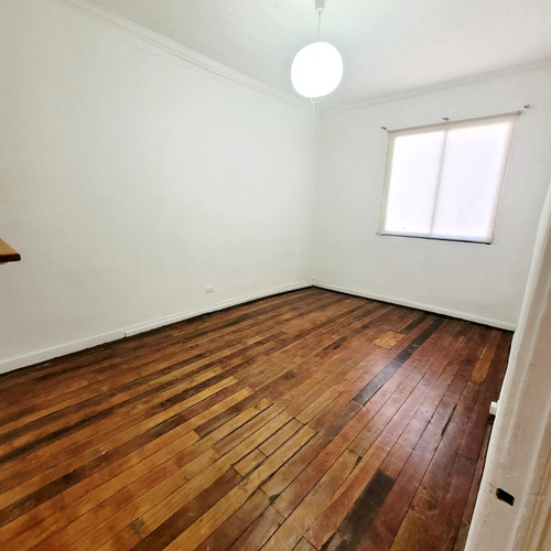 Amplia Casa 5d 2 B En Arriendo, Ñuñoa