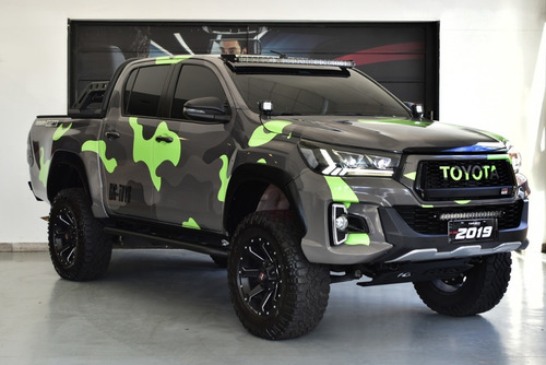 Imagen 3 de 25 de Toyota Hilux 2.8 Srv 4x4 Aut - Car Cash