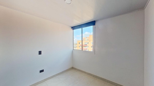 Vendo Apartamento Torrehayuelos / Carrera 80a Con Calle 17  