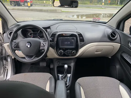 Renault Captur INTENS AT 2.0 4X2
