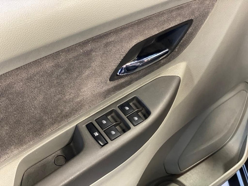 Imagem 14 de 20 de Chevrolet Spin 1.8 Ltz 8v
