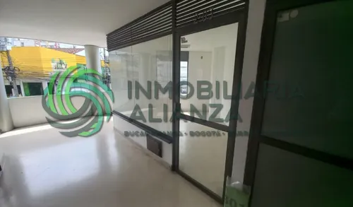 Local En Arriendo En Centro. Cod A8265