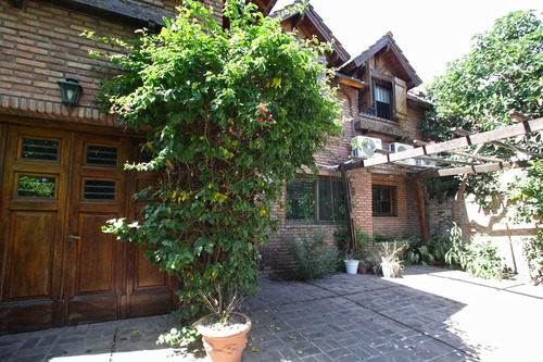 Casa En Lomas De San Isidro