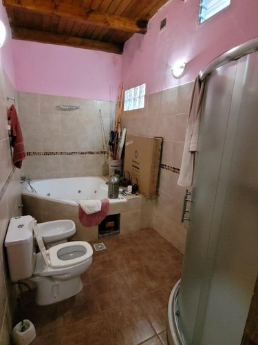 Imagen 20 de 26 de Casa Quinta Con Pileta, Y Amplio Terreno Parquizado