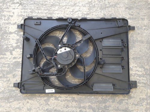 Imagen 2 de 4 de Motoventilador Volvo S60 V60 Xc60 2015 - 2018 1.6, 2.0