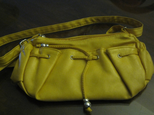 Cartera Chica (amarillo Fuerte) 