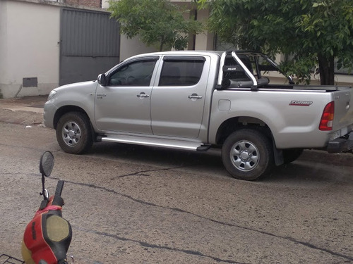 Toyota Hilux (única)