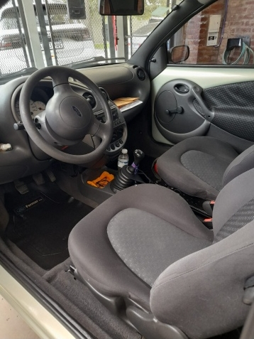 Ford Ka 1.6 viral