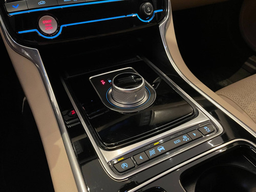 Imagem 9 de 14 de Jaguar Xf 2.0 Prestige Turbocharged Gasolina 4p Automático