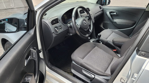 Volkswagen Polo 1.6 L4 Sound Mt