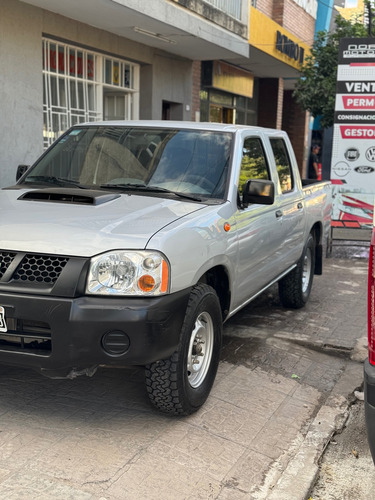 Nissan NP300 2.5 Cabina Doble 133cv 4x2