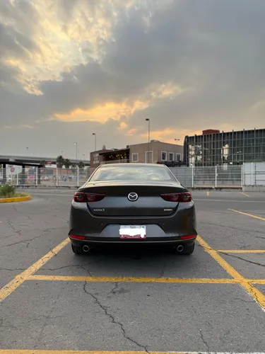 Mazda 3, 2019. Versión Más Equipada