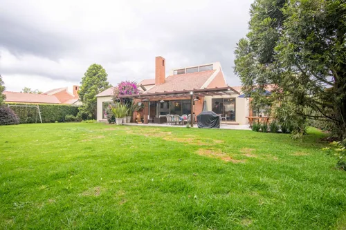 Casa En Venta En Guaymaral. Cod V5709