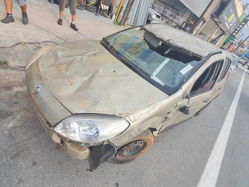 Imagem 1 de 3 de Renault Sandero 1.0 16v Aut 2012 ( Sucata Somente Peças)