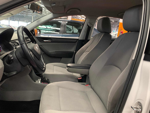 Imagen 9 de 13 de Seat Toledo 1.4t Style Aut Ac 2015