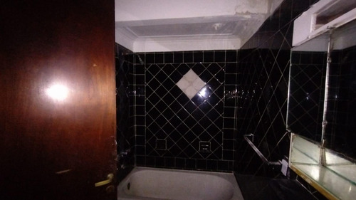 Ph En Venta - 4 Dormitorios 4 Baños - La Plata