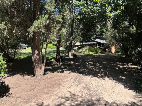 Cabaña En Barrio La Florida Con Añosa Arboleda.