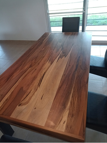 Imagen 3 de 4 de Mesa Guayubira Industrial