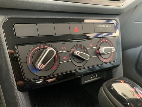Imagem 10 de 12 de T-cross 1.0 200 Tsi Total Flex Automático