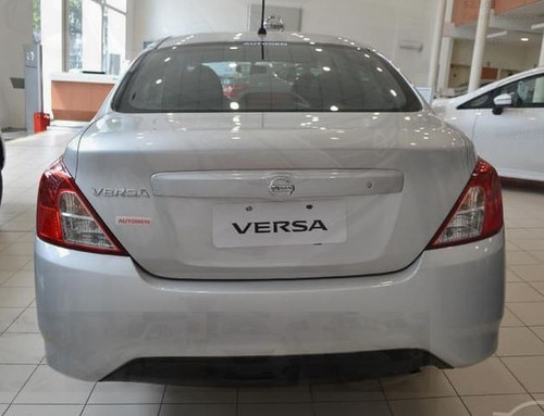 Nissan Versa V Drive Mt