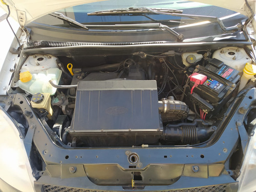 Ford FIESTA AMBIENTE PLUS 1.6 Ambiente Plus