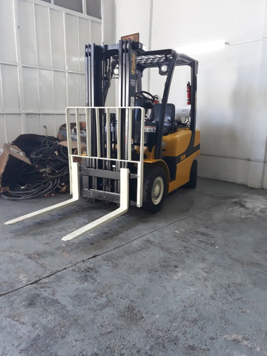 Imagen 6 de 8 de Montacargas Yale 3 Toneladas 2014 Toyota Cat Hyster Usados