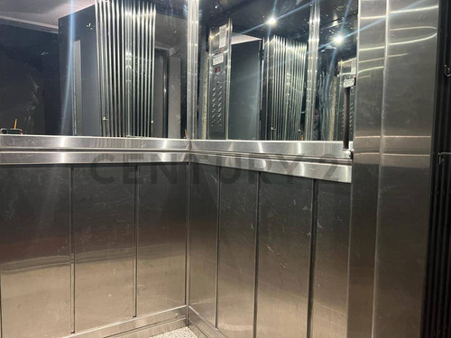 Venta De Cochera En Ohiggins Al 1600 Belgrano
